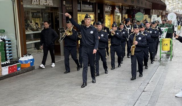 Gaziantep'te Yeşilay Haftası dolayısıyla yürüyüş düzenlendi!