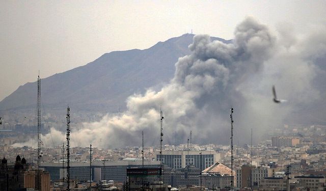 İran Sağlık Bakanlığı ölü ve yaralı sayısını açıkladı