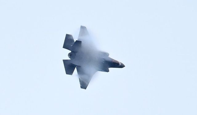 ABD'ye ait F-35 uçağı, İran semalarında hasar aldı