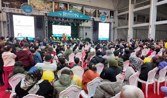 Şanlıurfa'da Ramazan Sokağı etkinlikleri başladı! İlk günden yoğun ilgi gördü...