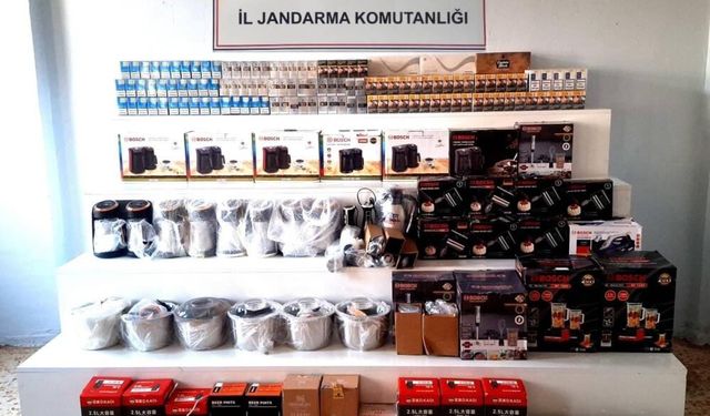 Gaziantep’in komşu ilinde kaçakçılara geçit yok! 5 bin 700 paket gümrük kaçağı sigara ele geçirildi