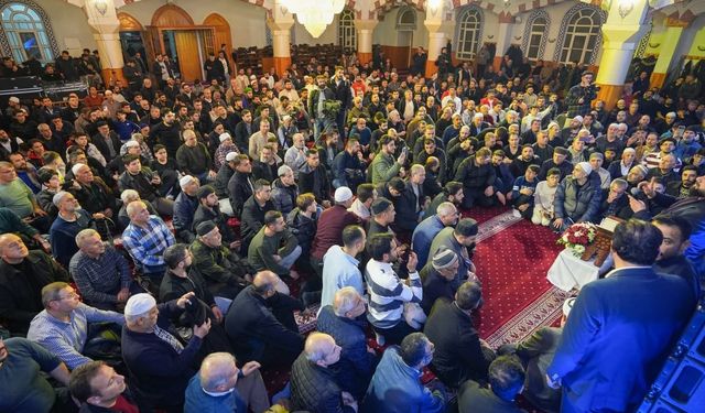 Gaziantep’te Kadir Gecesi'ne özel program düzenlendi! Vatandaşlara manevi bir atmosfer yaşattı