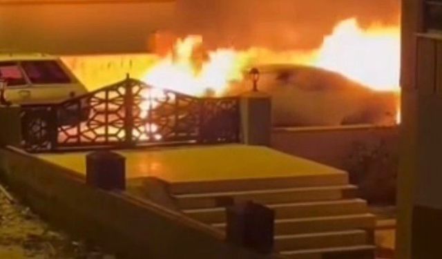 Gaziantep’te alevler geceyi aydınlattı! Lüks araç alev alev yandı…