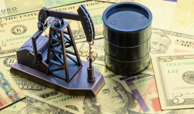 Son Dakika Petrol Fiyatları Bir Anda Neden Düştü, Brent Petrol Neden Geriledi, Akaryakıt Fiyatları Etkilenecek mi?