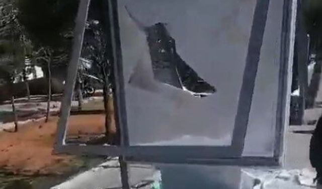 Gaziantep’te durak magandaları yine türedi! Kullanılmaz hale getirdiler