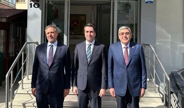 Gaziantep Milletvekilleri Özkeçeci ve Çelikaslan’dan önemli ziyaret! ‘Hayırlı olsun’a gittiler…