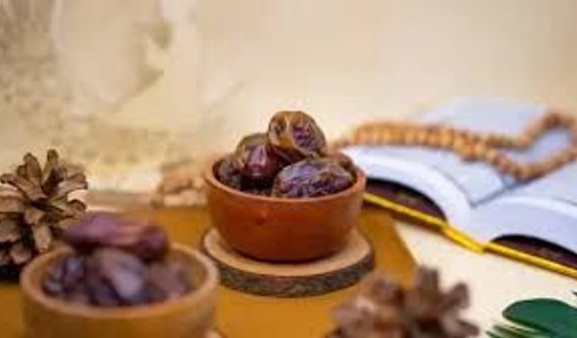 Arefe Günü ve Ramazan Bayramı 2026 Ne Zaman, Bayram Tatili Kaç Gün Sürecek, 9 Gün Olur Mu?