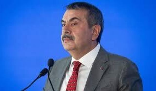 Okullarda Ara Tatiller Kaldırılacak mı, Yusuf Tekin Ne Dedi, 180 İş Günü Şartı Nedir, MEB Açıklaması Ne?