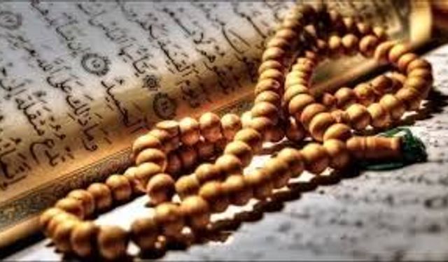 Kadir Gecesi’nde hangi dualar okunur, Arapça-Türkçe Kadir Gecesi duası nedir?