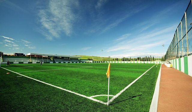 YAVUZELİ FUTBOL SAHASI (SUNİ ÇİM SAHA) ZEMİN YENİLEME