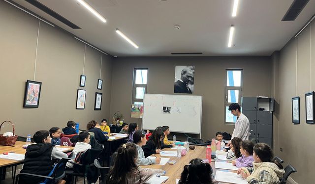Sanatın her dalı Gaziantep’te hayat buluyor! Şehitkamil Sanat Akademisi’nde eğitimler başladı