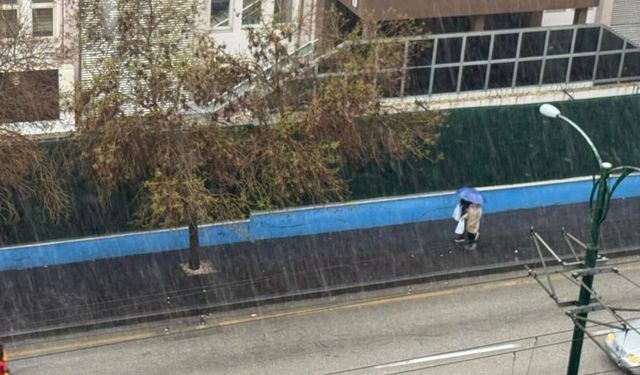 Gaziantep’te yağmur sevinci! Son 30 yılın en yüksek seviyesine ulaştı…