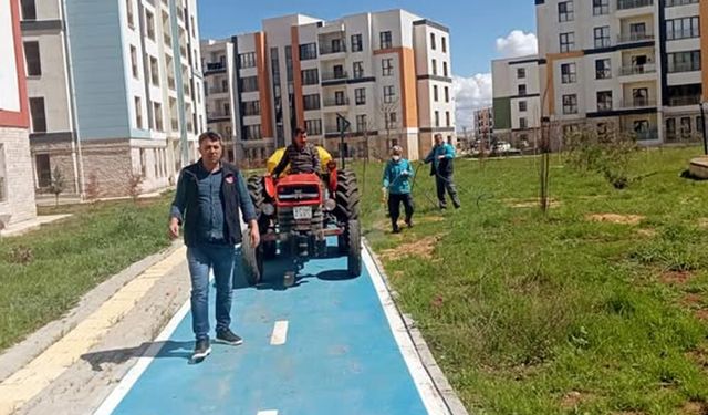 Gaziantep’te TOKİ konutlarında haşerelerle ilaçlı mücadele başlatıldı!