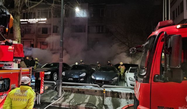 Araç kiralama şirketinde milyonluk yangın! 15 lüks araç küle döndü: Hasar 100 milyon lira…