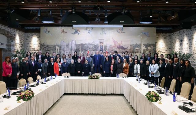 Cumhurbaşkanı Erdoğan Konuştu, Fatma Şahin de Zirvede!