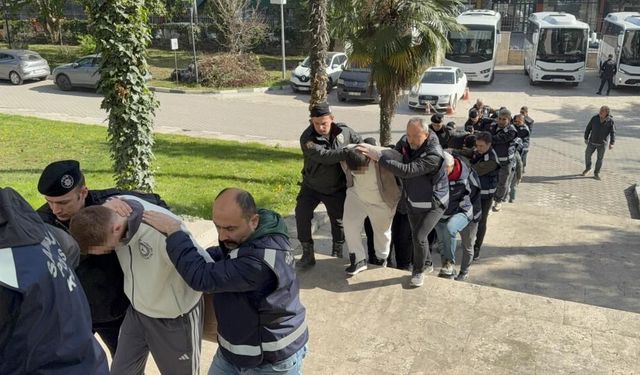 Silahlı organize suç örgütü çökertildi! 3 ilde geniş çaplı operasyon düzenlendi…