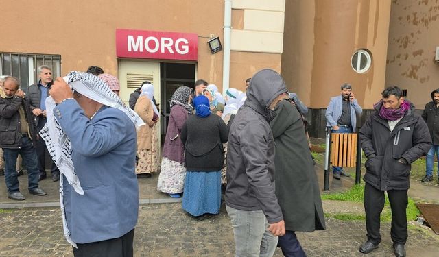 Diyarbakır’da acı olay! Okul bahçesine düşen yıldırım can aldı…