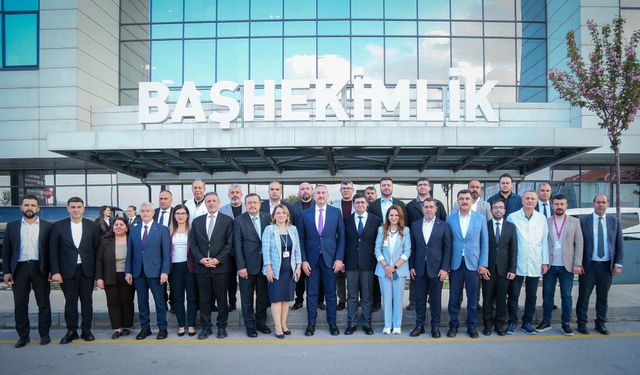 AK Parti heyetinden Gaziantep Şehir Hastanesi Başhekimi Uluşan’a ziyaret