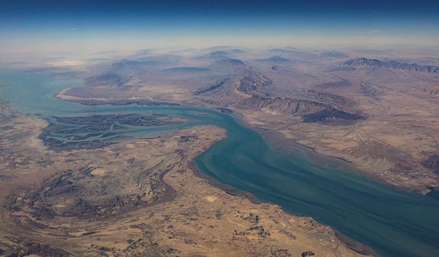 Hürmüz Boğazı tamamen açıldı! Petrol fiyatları sert düştü