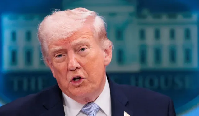 Trump açıkladı! “Hürmüz'ü temizleme süreci başlıyor"