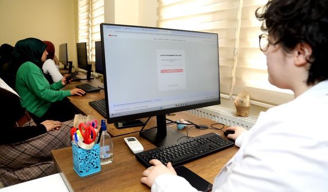 Gaziantep’te Gençlere Küresel Teknoloji Eğitimi