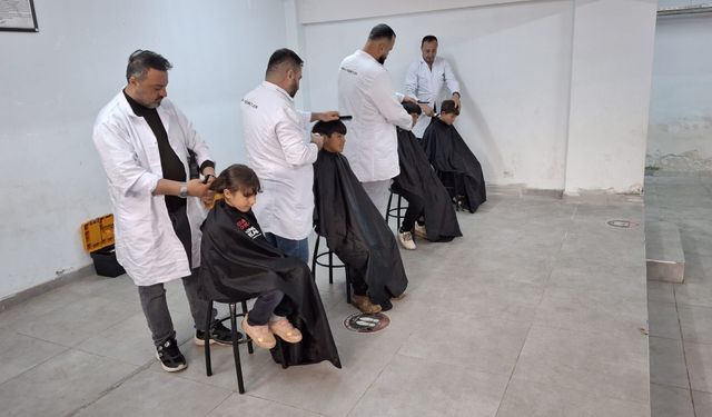 Gaziantep’te köy okullarında bayrama yakışan anlamlı etkinlik! Çocuklara bayram sevinci yaşatıldı