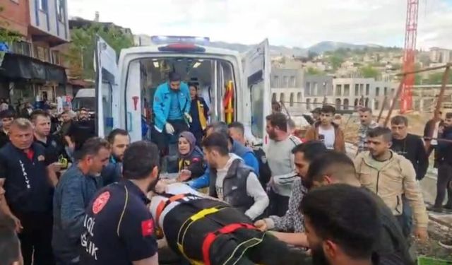 Kahramanmaraş'ta yol çöktü!