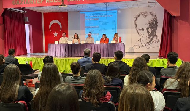 Gaziantep Kolej Vakfı '15. Kariyer Günleri'ne yoğun ilgi