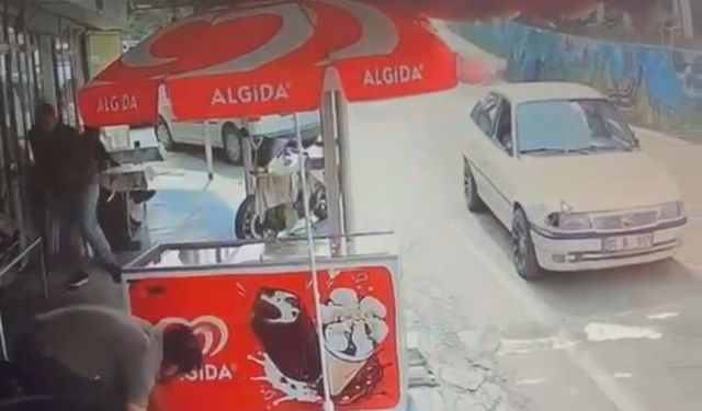 Mersin'deki lokantaya silahlı baskın kamerada: 4 ölü, 8 yaralı (VİDEOHABER)