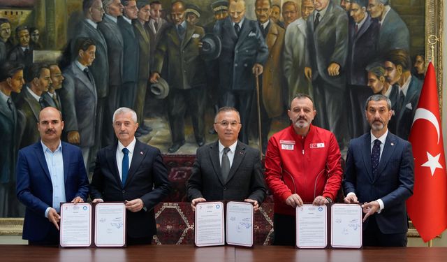 Gaziantep’te imzalar kan bağış kampanyası için atıldı! Kan verene spor ayakkabı hediye...