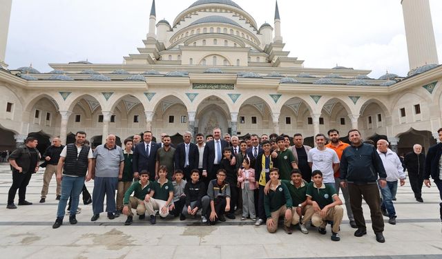 Şahinbey’de gençlerle buluştular