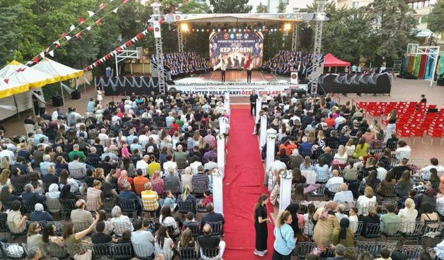 GKV Özel Ortaokulu’nda kep töreni! Anlamlı anlara sahne oldu