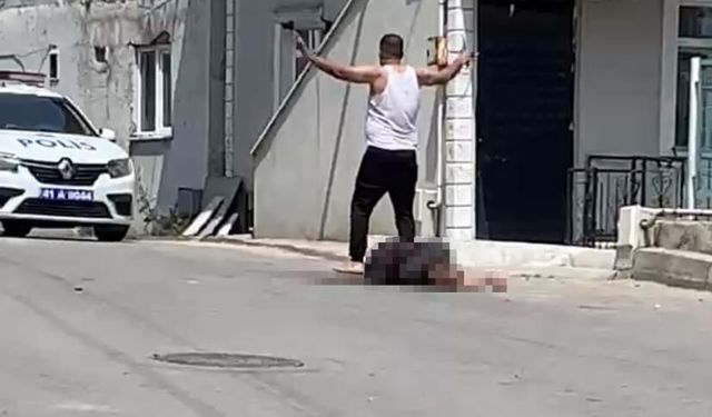 Sokak ortasında karısını öldürdü! İfadesi kan dondurdu: "Çocuğumla göz göze gelince durdum" (VİDEO HABER)