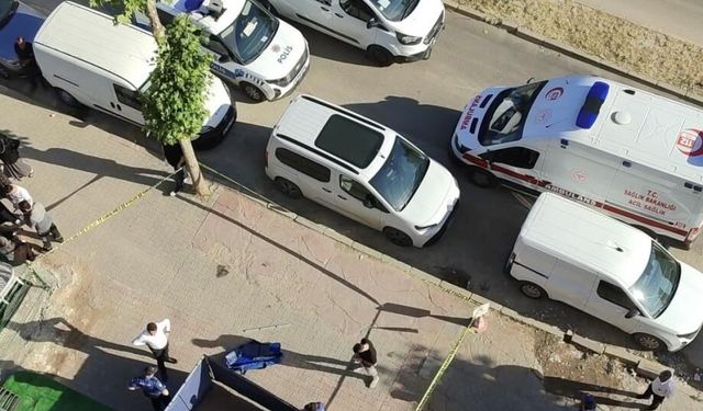 70 Yaşındaki adam 5. kattan atlayarak intihar etti