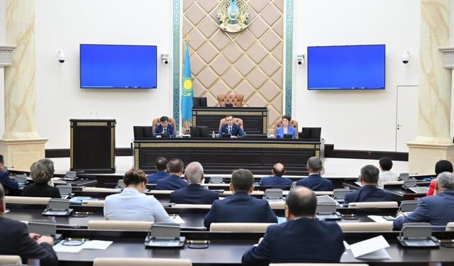 Kazakistan'da Tarihi Karar! 30 Yıllık Parlamento Tarihe Karışıyor