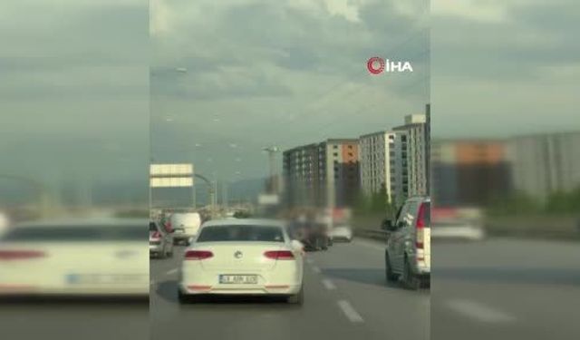 Düğün konvoyunda tehlikeli yolculuk! (VİDEO HABER)