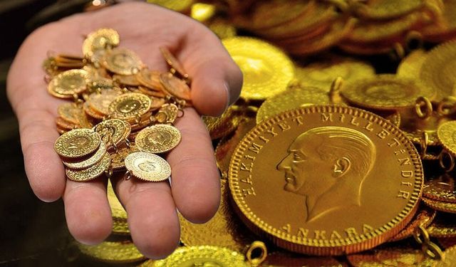 Altın aylar sonra ayağa kalktı! Gram altın 7 bin lirayı aştı