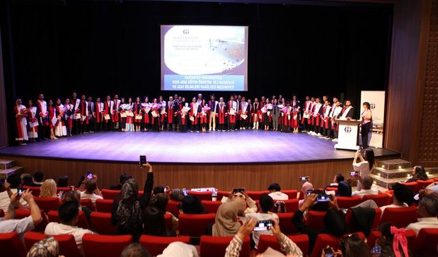 Gaziantep Üniversitesi'nde mezuniyet heyecanı!