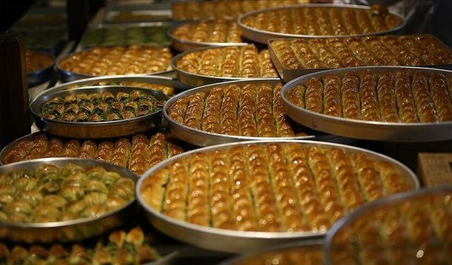 Gaziantep’te sosyal medya fenomeni baklavacıya şok ceza!