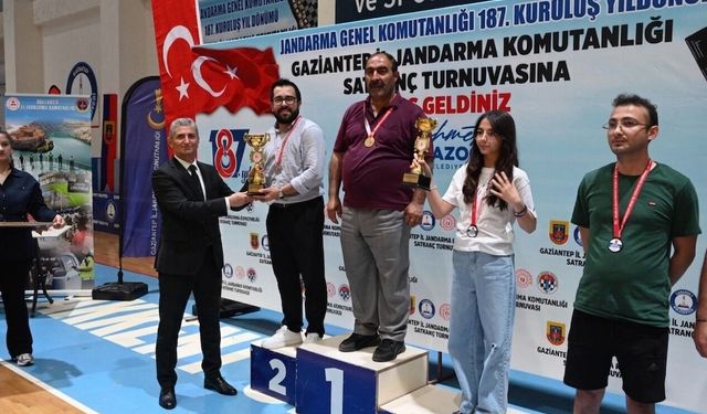 Gaziantep Jandarmasından anlamlı etkinlik! Dereceye girenler ödüllendirildi