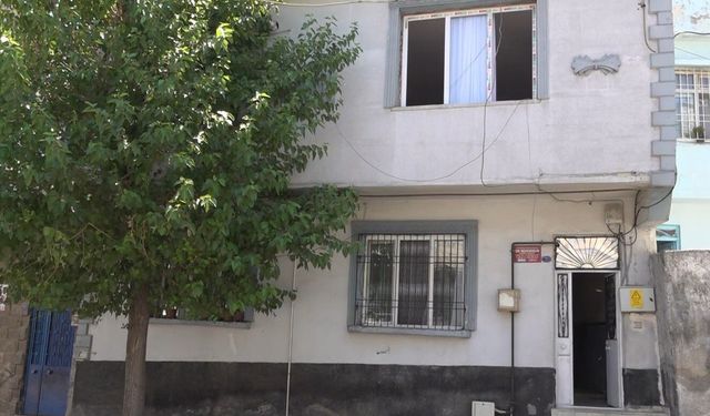 Gaziantep'te tatile giden aileye hırsız şoku: Yaklaşık 1 kilo altını çaldılar
