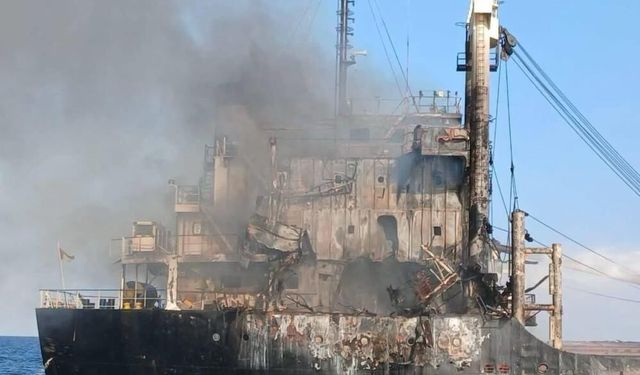 Karadeniz’de yük gemisi vuruldu: 5 ölü, 5 kişiden haber alınamıyor