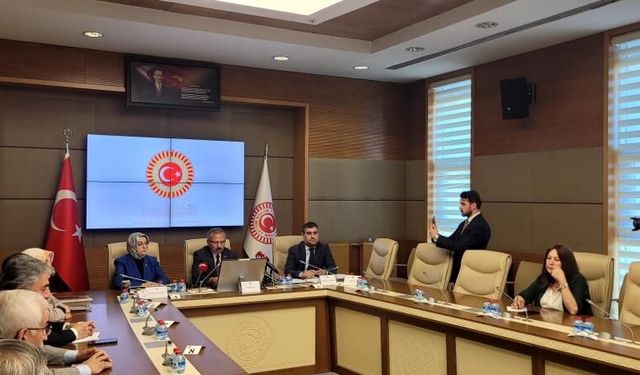 Komisyonda ses getiren öneri: Öğrenciler yasak istedi!
