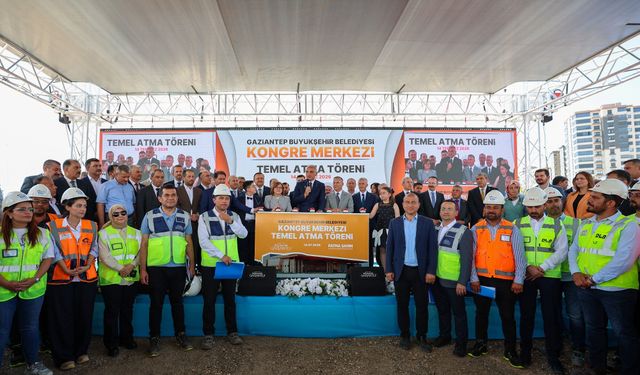 Gaziantep'te Kongre ve Fuar Merkezi'nin temeli atıldı! Bakan Ersoy'dan Şahin'e övgü...