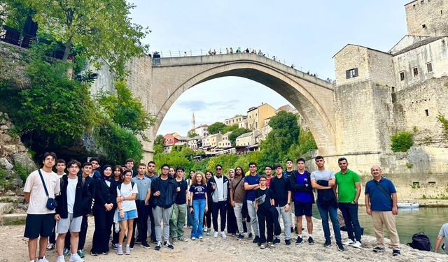 Şahin’den LGS şampiyonlarına tam altın ödülü