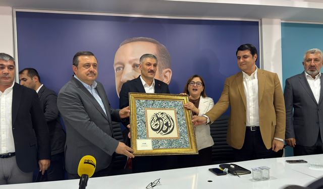 AK Parti Heyetinden Nizip’e çıkarma! Altunses’e hayırlı olsuna gittiler…