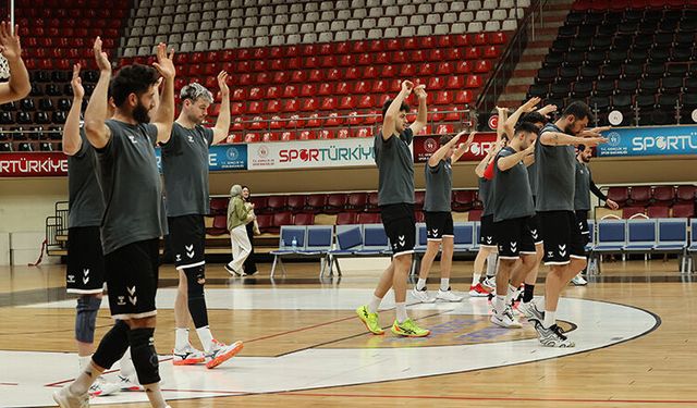 Gaziantep Gençlikspor, play-off hedefiyle yeni sezona hazırlanıyor