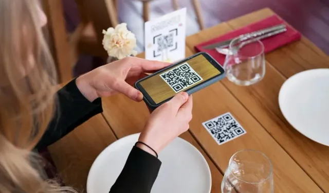 Bakanlıktan tüketici haklarına ilişkin açıklama! Restoranlarda ek ücret ve karekod menü düzenlemesi