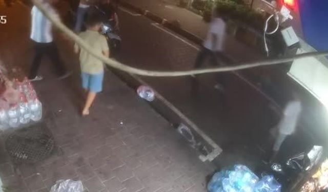 Kavga ettiği midyecinin kız kardeşini bıçakladı! O anlar kamerada