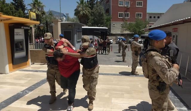 Gaziantep’in komşu ilinde 12 kilo altın ile 2 milyon TL vurgun yapmışlardı! 8 şüpheli tutuklandı
